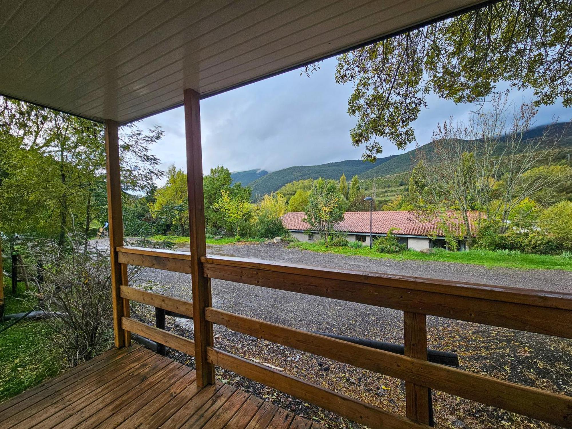 Bungalows Y Cabanas Solopuent Natur Кастиейо де Хака Екстериор снимка
